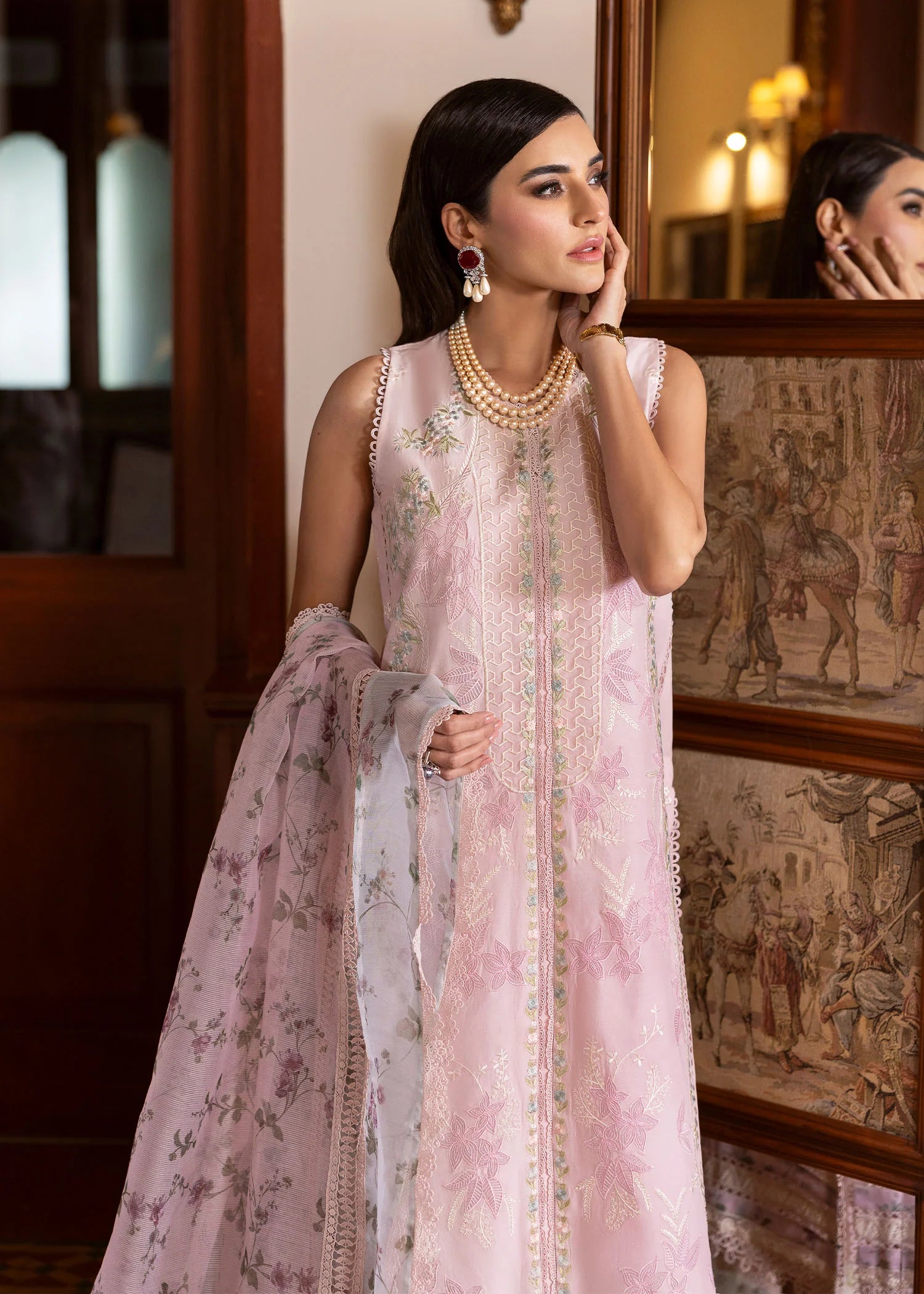 Embroidered in peachy pink tone from CHLOE 3-A