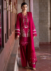 Embroidered front center panel of Saira Shakira FAYE 7-B lawn shirt