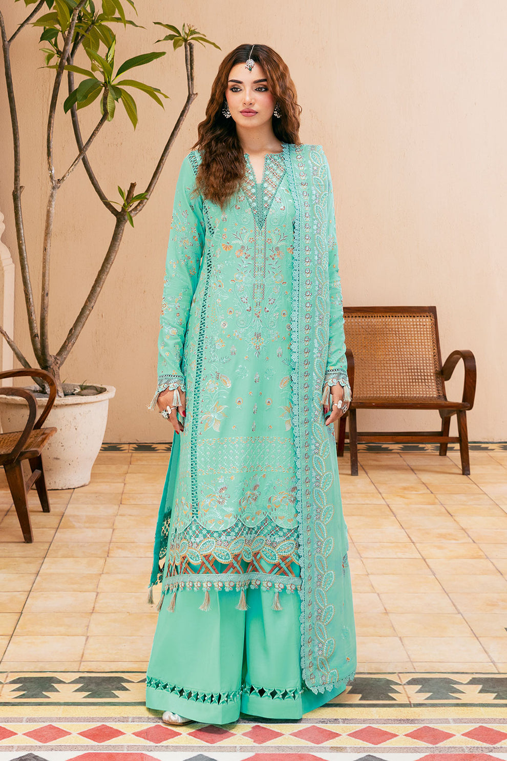 Shagna Dilras Luxury Lawn | APSARA SL-08