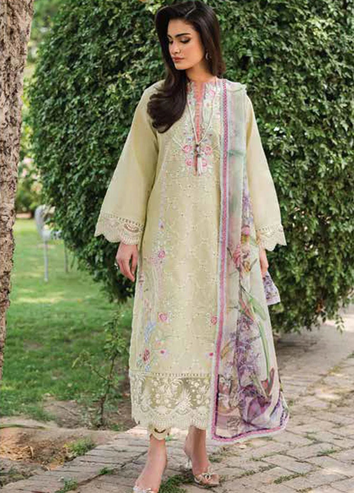 Wisteria Embroidered Lawn Collection '23 By Roheenaz Afsheen