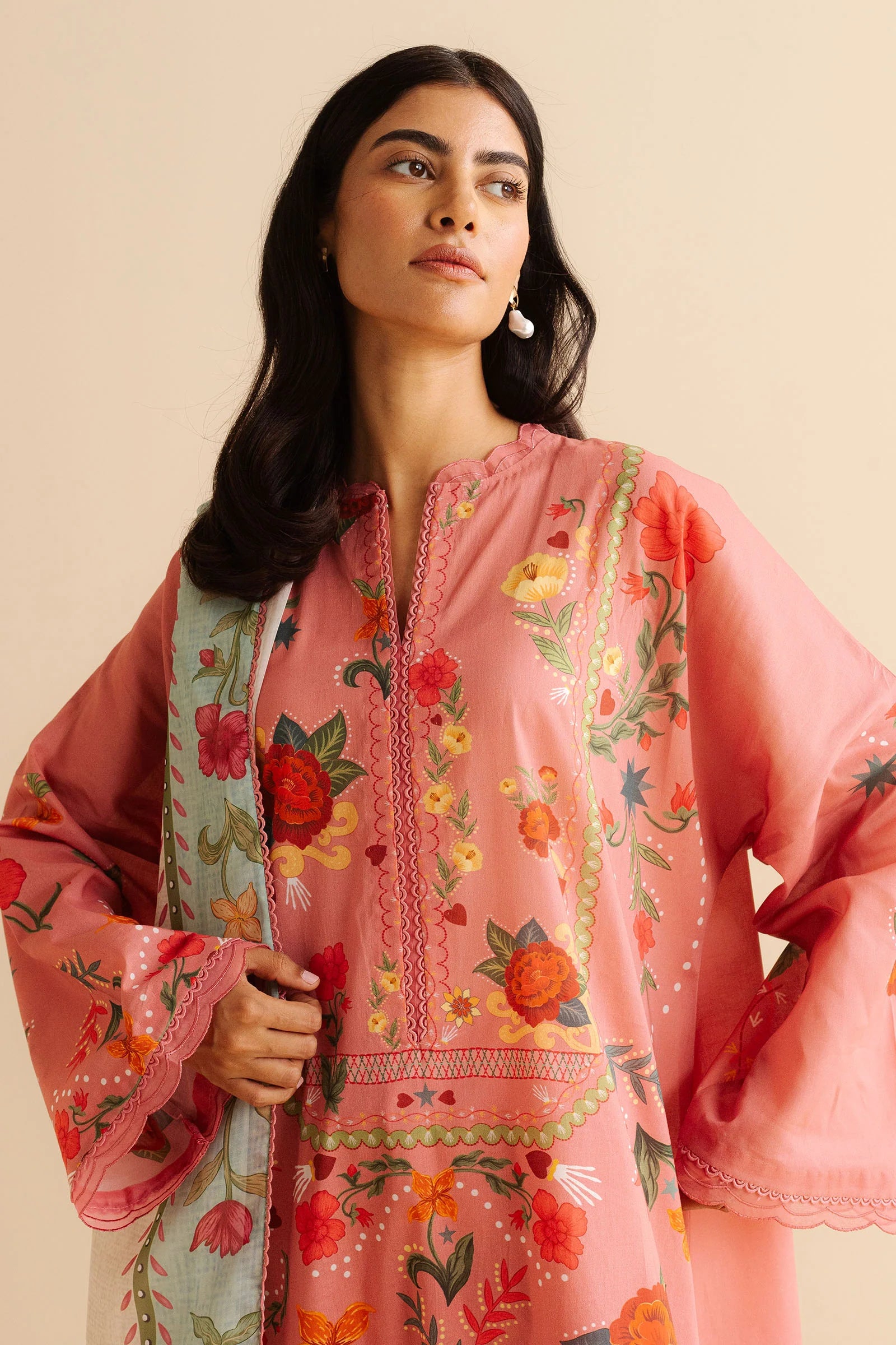 Close-up of blush-tone silk dupatta from Nyra-5B