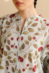 Closeup showing red leaf pattern on Rey-7B shirt