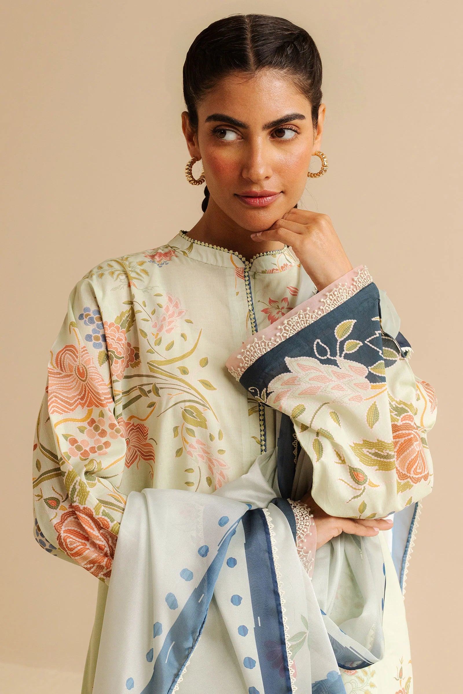 Zara Shahjahan Vara-8A COCO Prints '25 Mint Floral Lawn Suit=Neckline details view