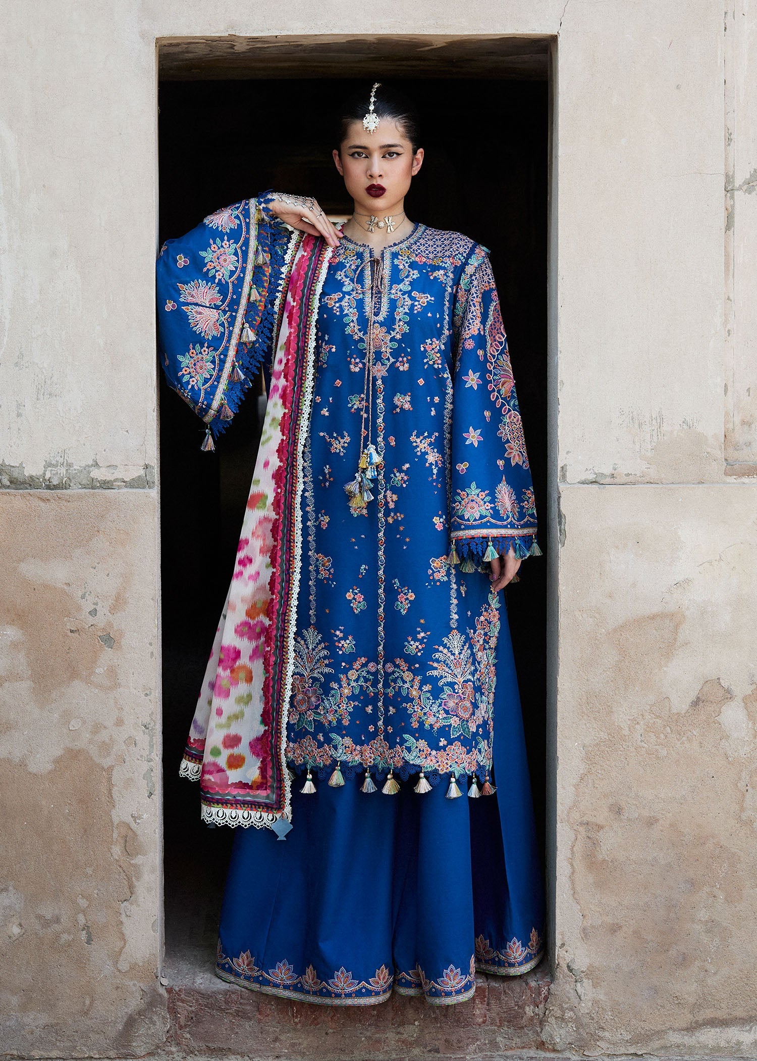 Hand-Embroidered Neckline - HussainRehar Zarqa Lawn Shirt