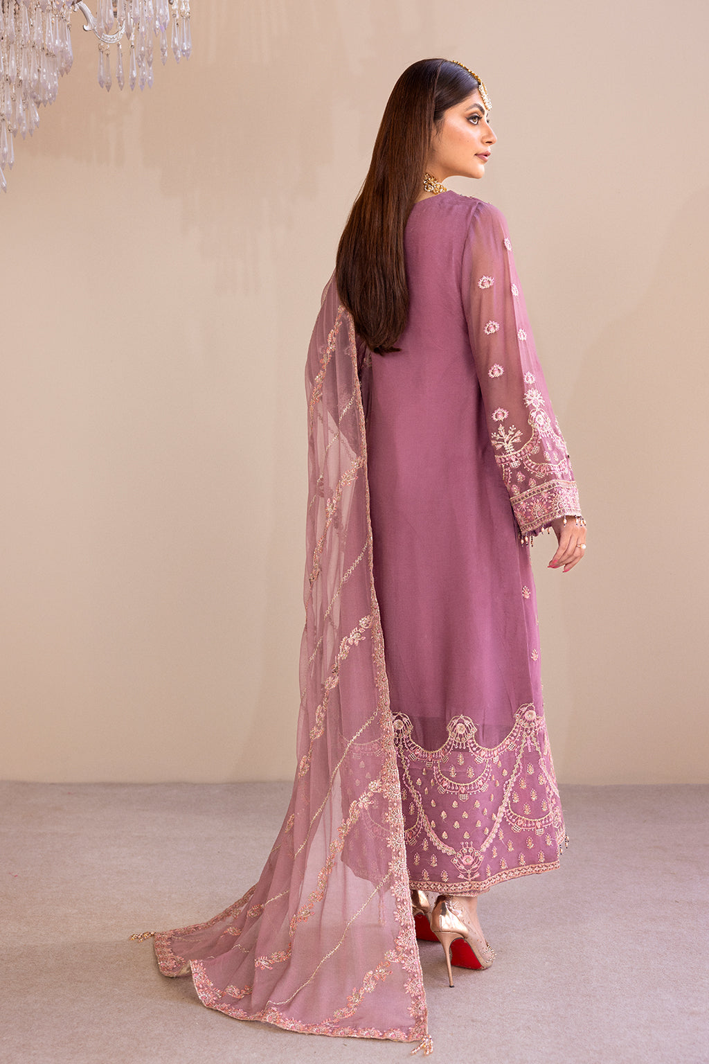 Romansiyyah Luxury Formals Collection '23 By Emaan Adeel Estelle