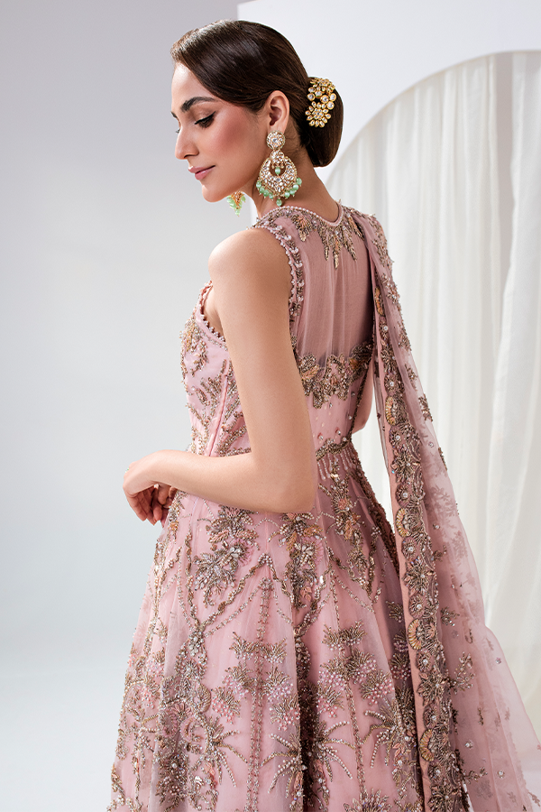 Nigah-e-Naz Bridals Collection '24 By Nyra Couture Hoor